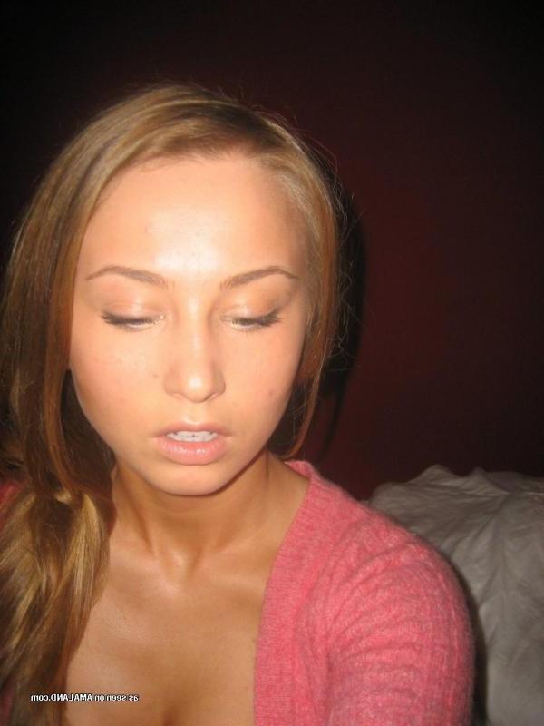 12P Amateur Teen Bombshell Crystal's Self Shooting