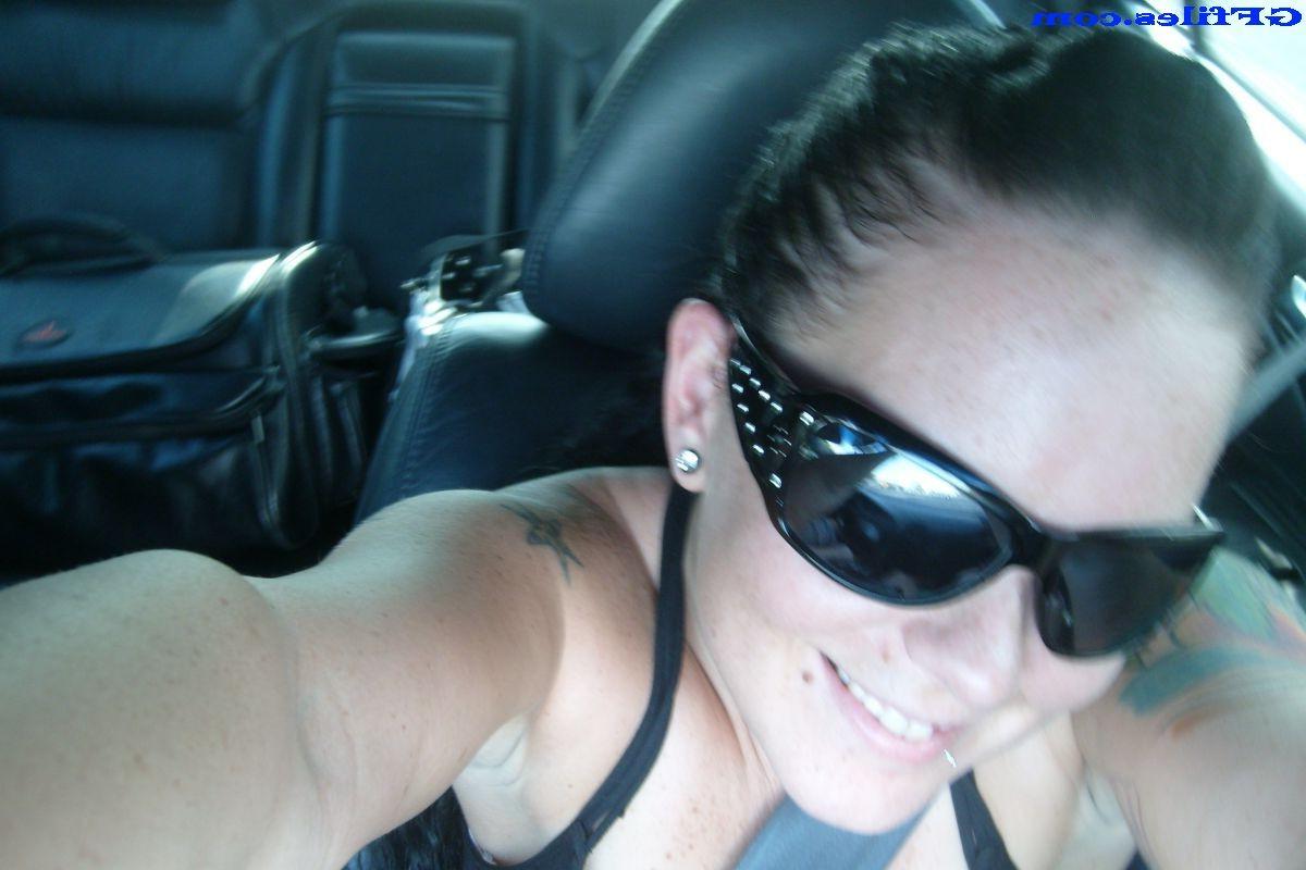 16P Amateur pussy and panties