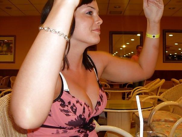 24P Holiday Hottie