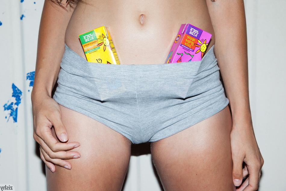 10P Maria Aravani is a candy thief hiding it in her panties