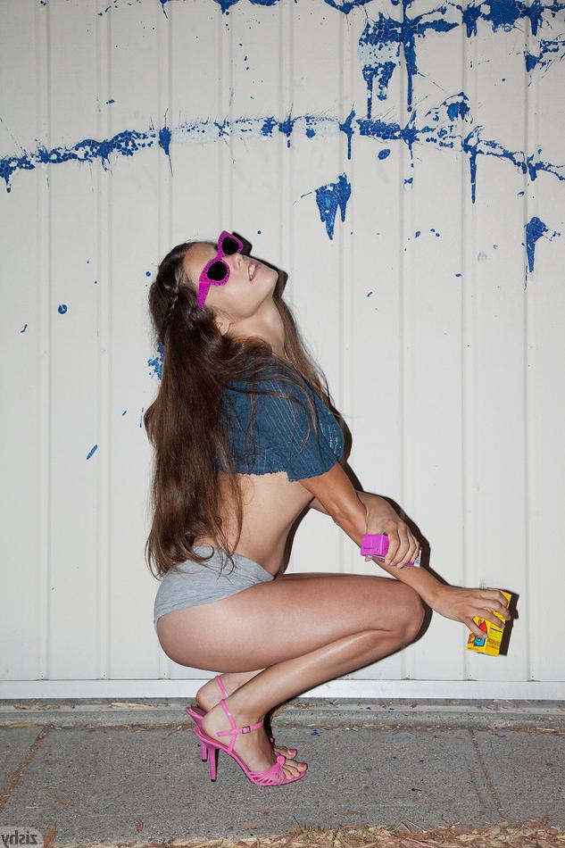 10P Maria Aravani is a candy thief hiding it in her panties