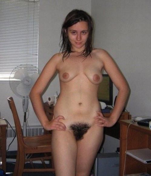 11P very hairy amateurs poser