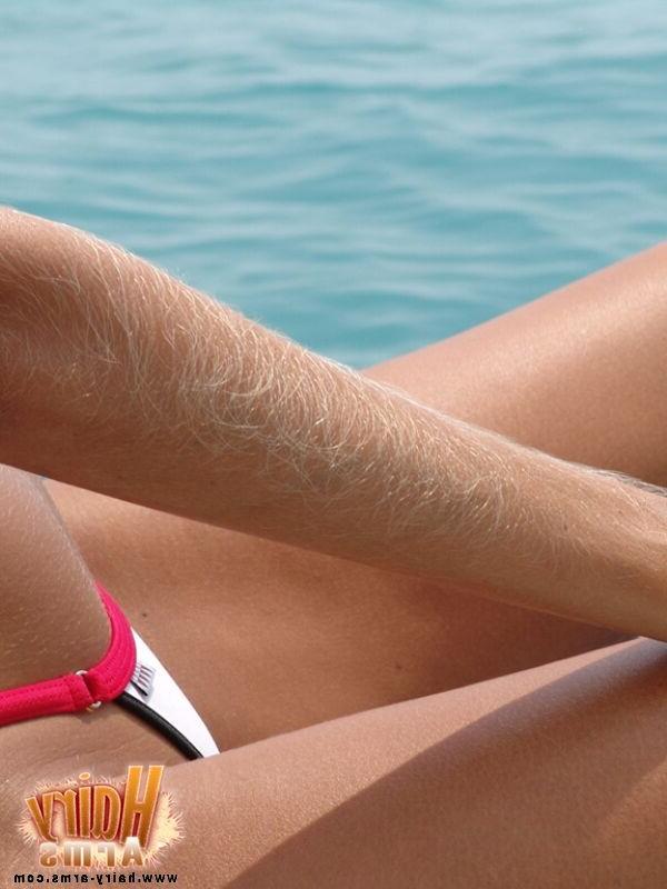 13P Lori's Shows Off Her Long Arm Hair