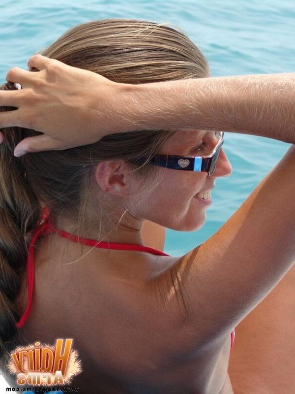 13P Lori's Shows Off Her Long Arm Hair
