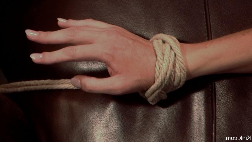 15P Bondage couch casting with Victoria K the prospective model