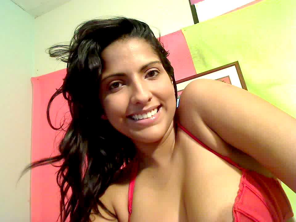 8P Amazing big tits badgirl cam babe masterbate on her hot cam