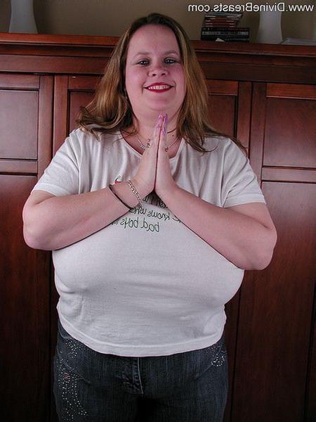 15P Nicole Sands BBW PAWG Braless