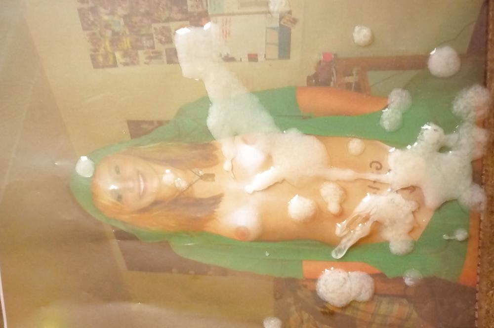 5P KCM220's lesbian friend gets covered with TosserTim's spunk