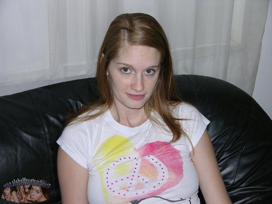 14P Watch this sexy amateur redhead show her asshole