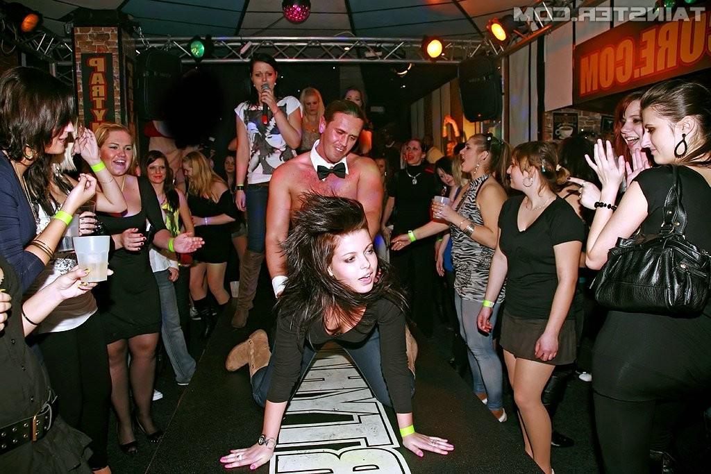 15P Very sexy willing teenagers nailed doggystyle the a disco