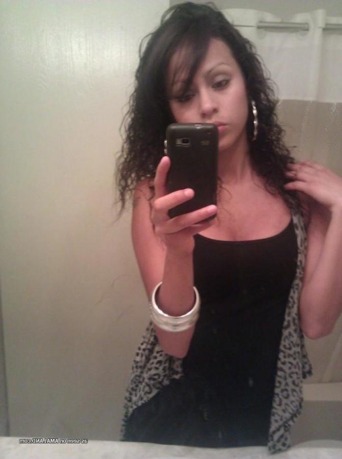 12P Selection of naughty babes selfshooting for their lovers