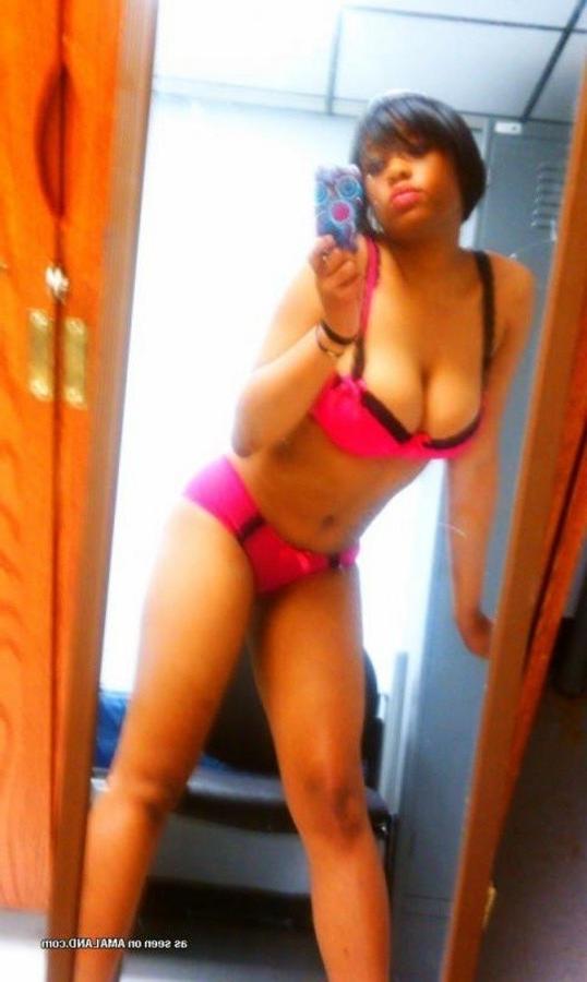 10P Collection of big-tittied girlfriends teasing their lovers