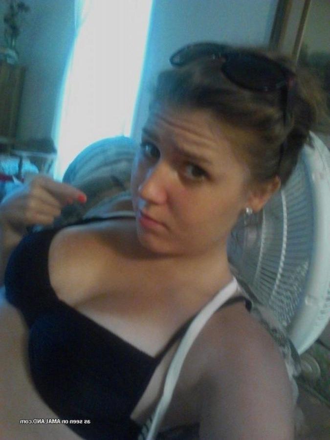 11P Amateur blonde chick teasing while camwhoring at home