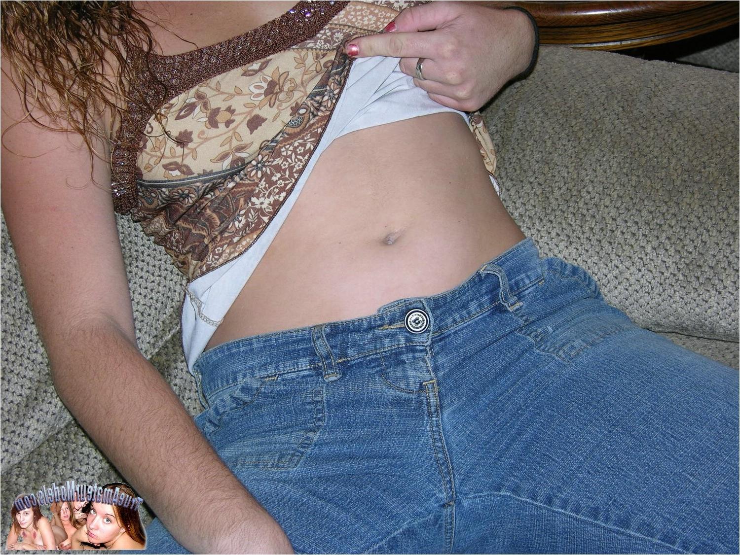 10P Telemarketing Girl Spreading Her Amateur Pussy And Butthole