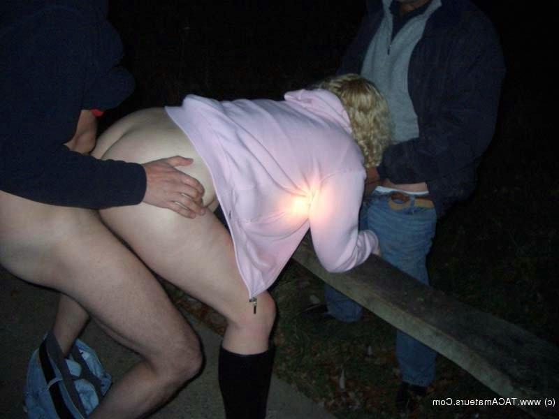 20P Few members of site for bit of outdoor dogging action