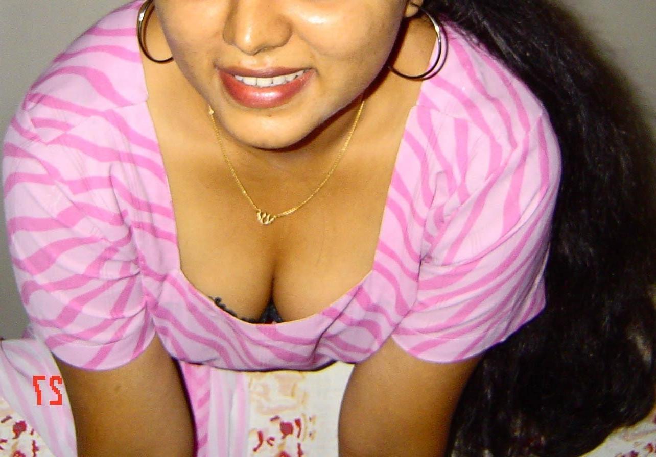 15P Indian teen gfs posing and fucking for the camera