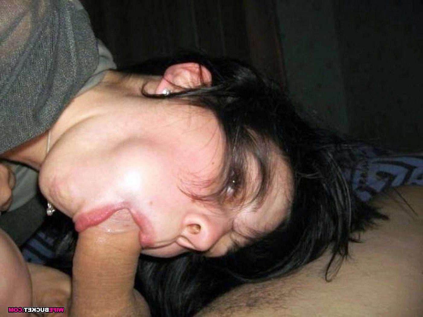 15P Private Home Sex Pics from Real Amateur Housewives
