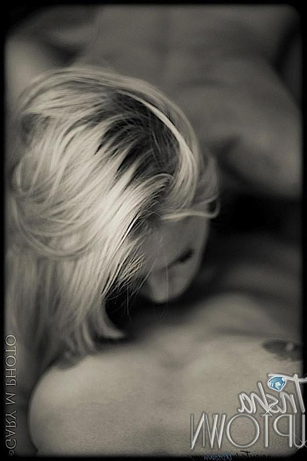 12P TRISHA UPTOWN AND HEATHER ARE PASSIONATE LOVERS