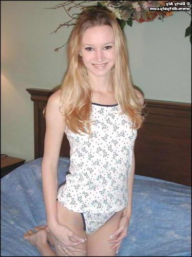 17P Dirty Aly strips in the bedroom
