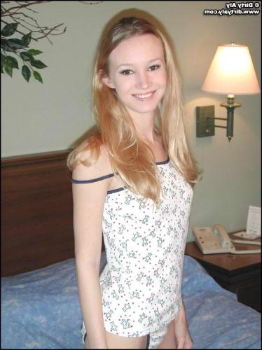 17P Dirty Aly strips in the bedroom