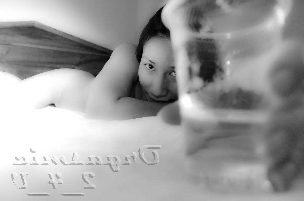 18P The Mrs and a Xhamster friend
