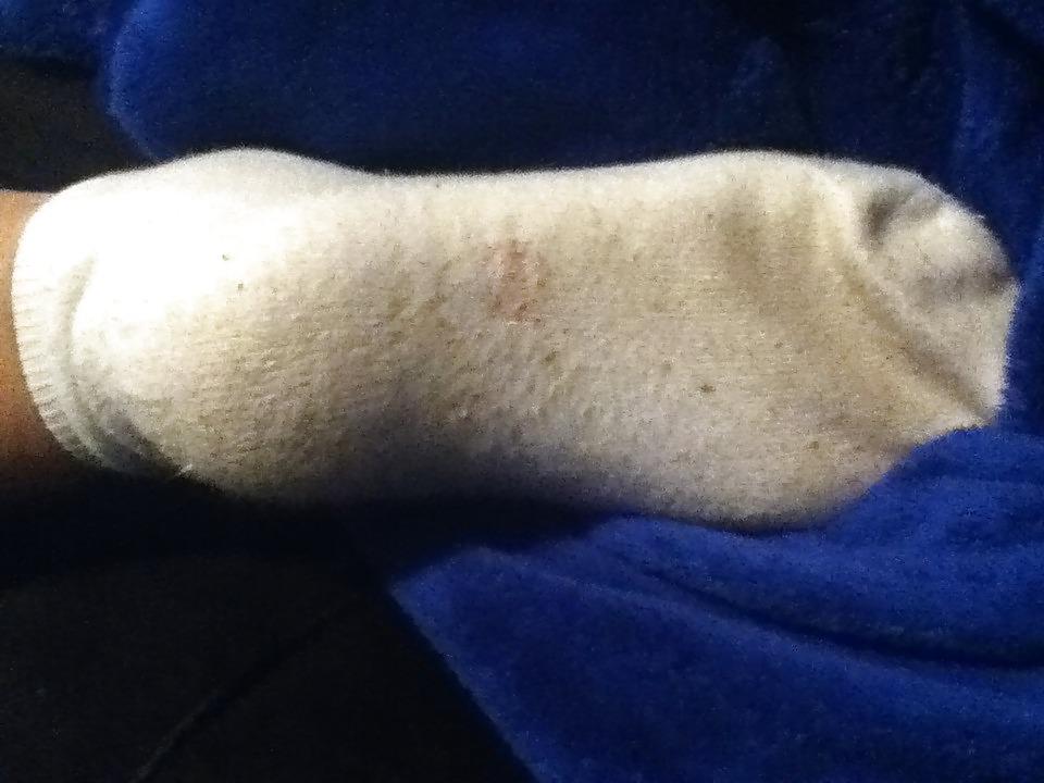 20P MILF friend SOCKS! STINKY!!  