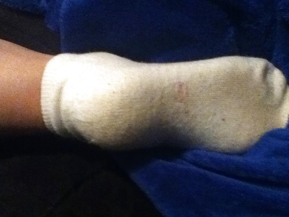 20P MILF friend SOCKS! STINKY!!  