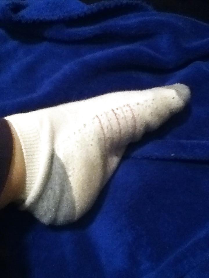 20P MILF friend SOCKS! STINKY!!  