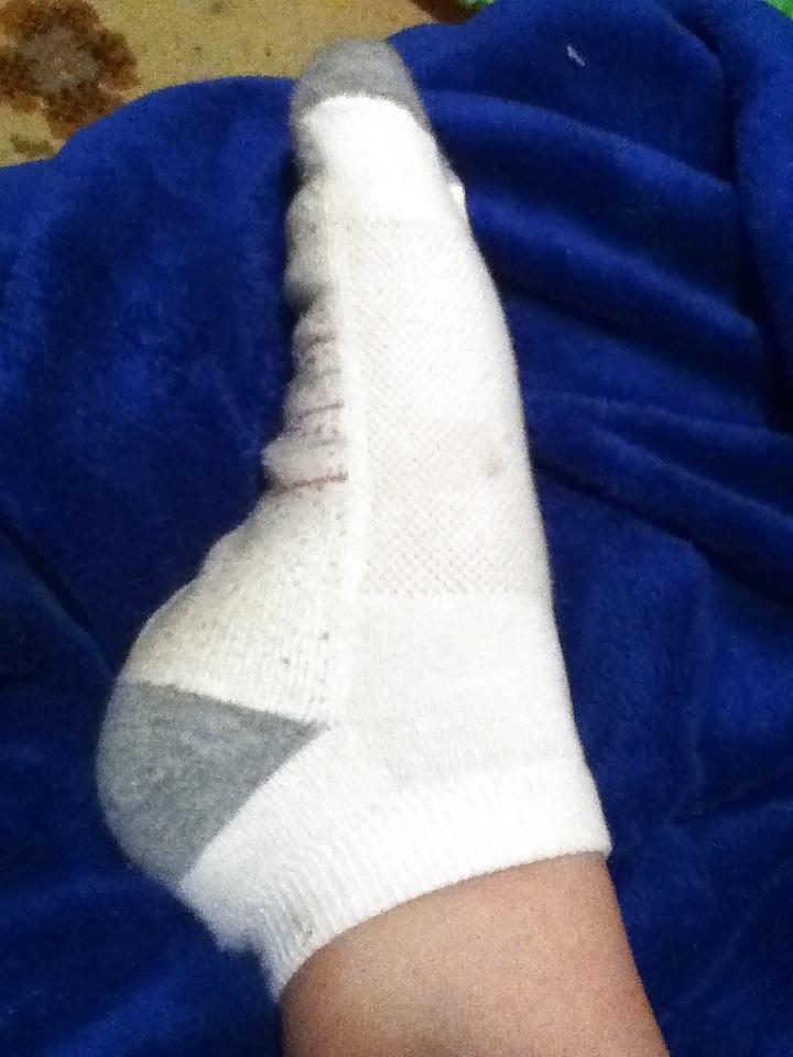 20P MILF friend SOCKS! STINKY!!  