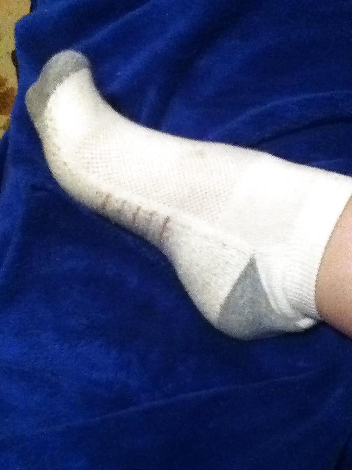 20P MILF friend SOCKS! STINKY!!  