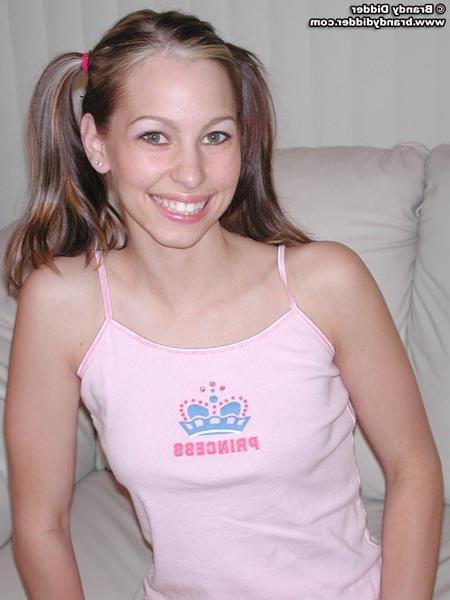 16P Brandy Didder shows off her cute teen butt!
