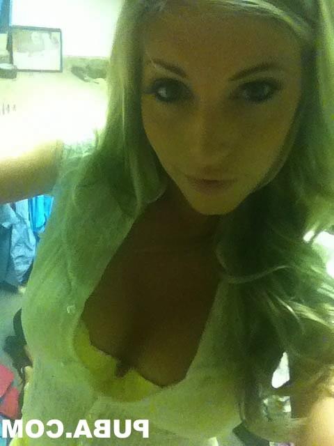 15P See some fun and sexy behind the scenes photos of Samantha Saint