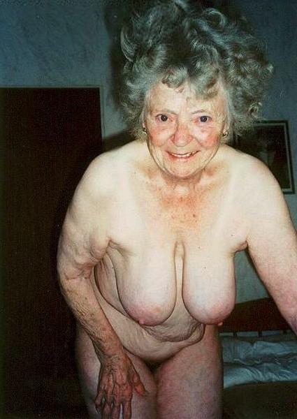16P The original granny sex site since 2000