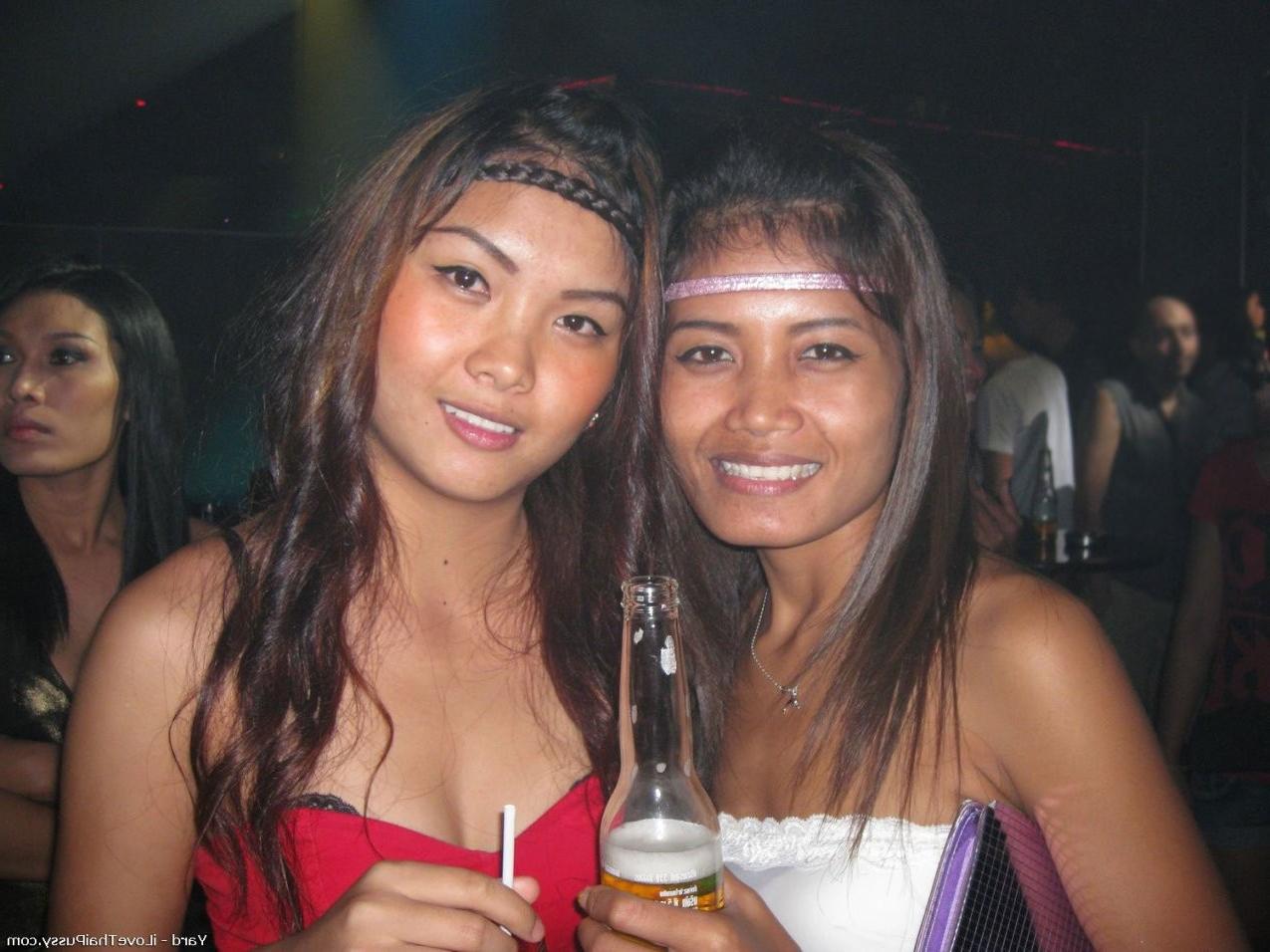 20P Very Shy Thai Hooker Spreads Her Juicy Brown Butthole