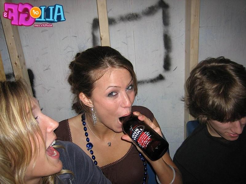 12P Drunk girlfriends ready for fuck