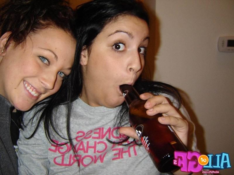 12P Drunk girlfriends ready for fuck