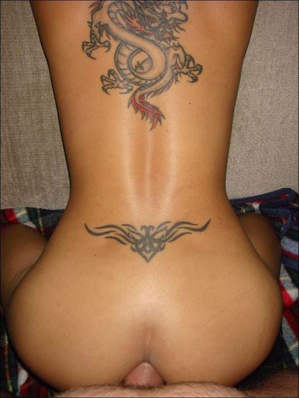 16P Pictures of a naked blonde naked in her bedroom