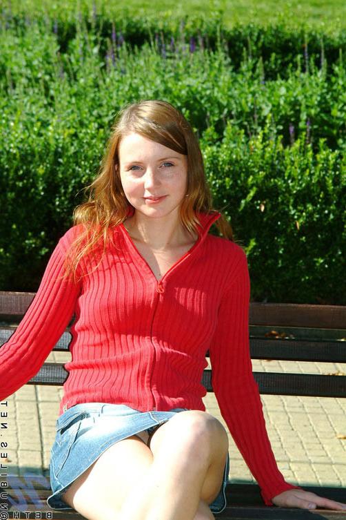 15P Sexy teen beth walks thru the park and stops at a few shops just hanging out