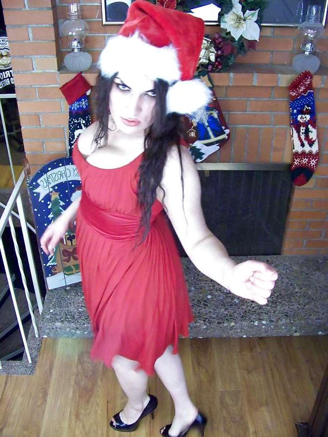15P Shemale Holiday Cheer 
