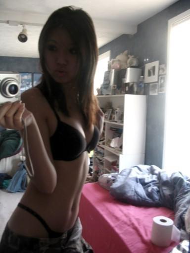 12P Pretty asian teens bang in the bedroom