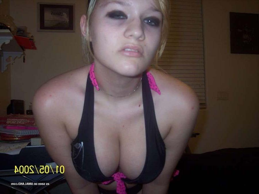 15P Posing in her bedroom