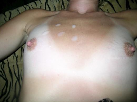 16P Pictures of a naked blonde naked in her bedroom