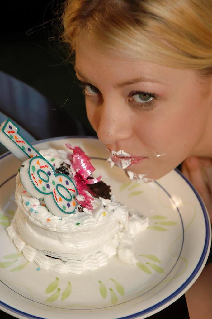 25P Leah Luv birthday assfucking
