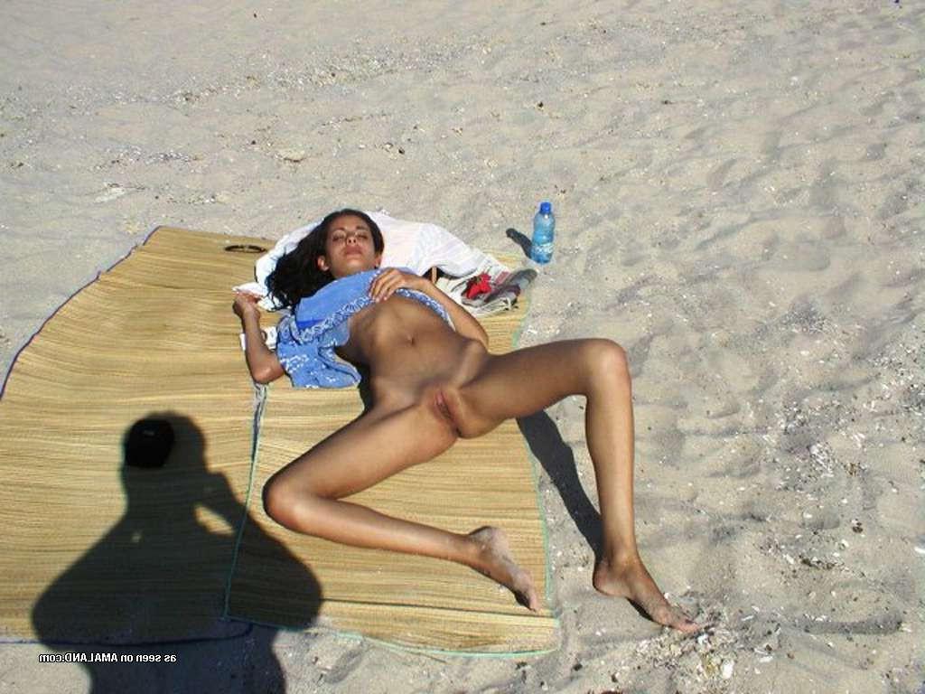 15P Home shot pics of amateur 18 year old neighborhood girlfriends