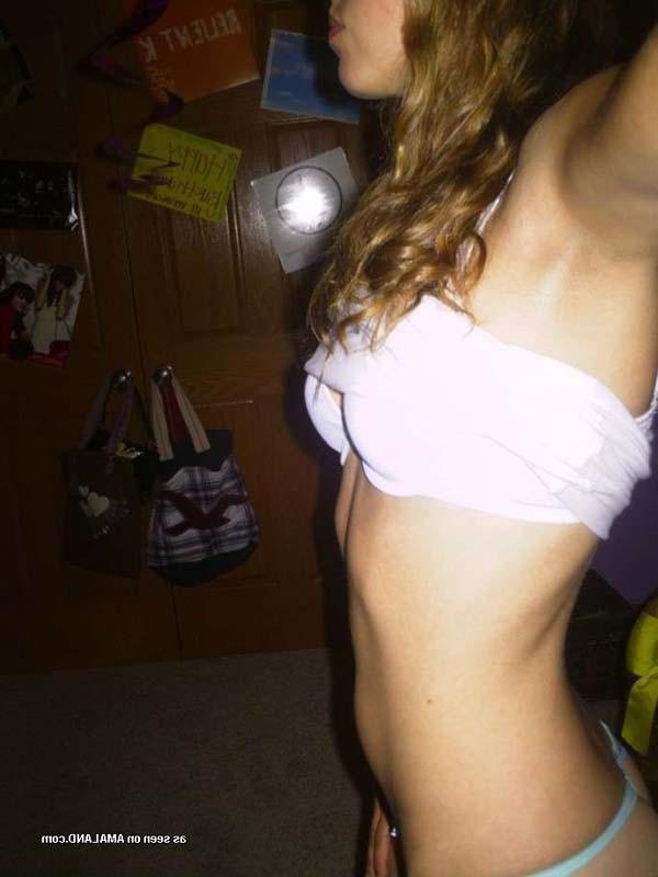 16P Nice and hot pictures of three sexy amateur selfshooting hotties