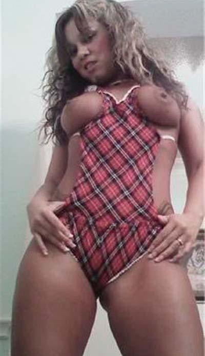 15P Sexy amateur curvy Latina bombshell