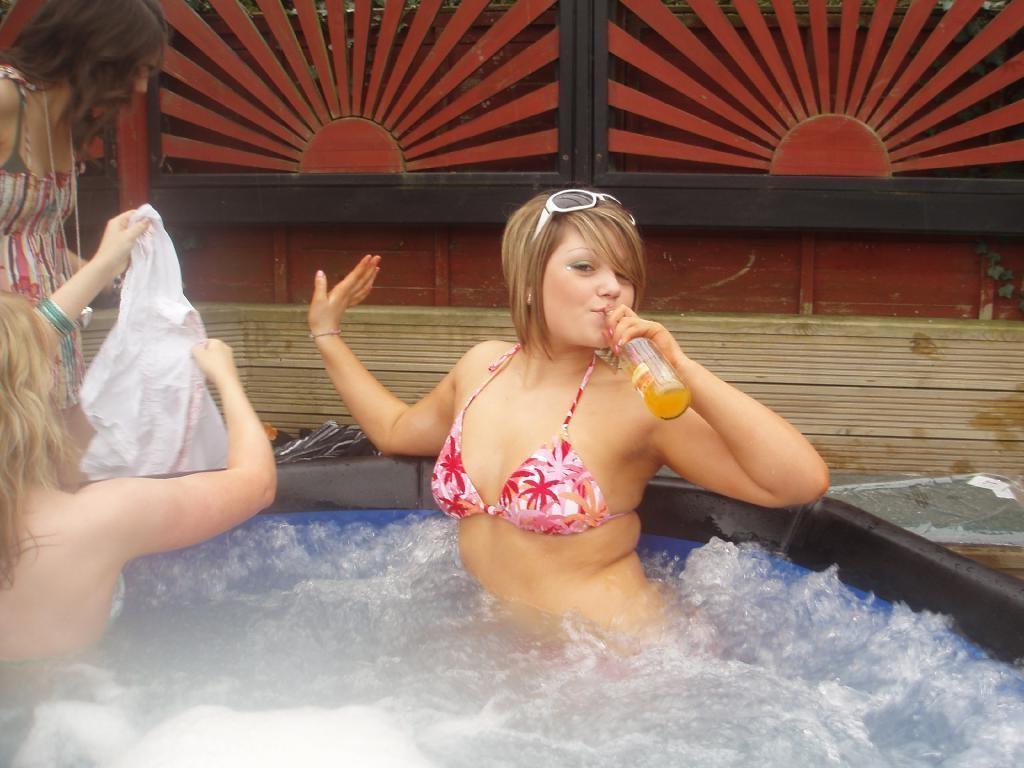 15P Drunk Attention Whores
