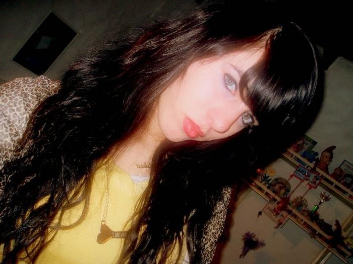 12P Real Amateur Next Door Girls