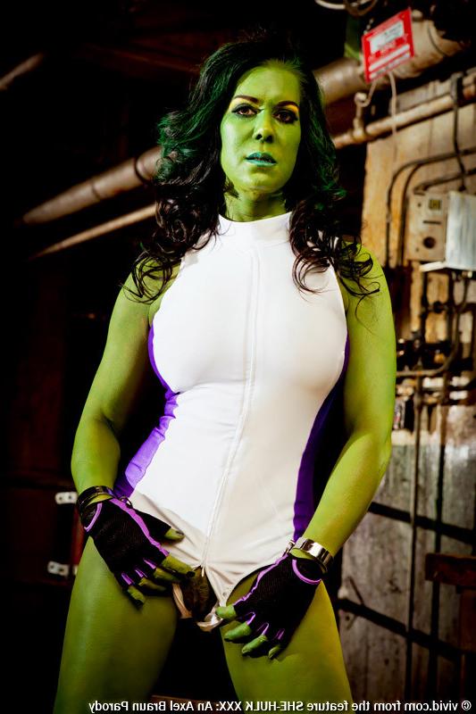 25P Chyna As She Hulk XXX In Anal Sex Porn Parody With Hawkeye
