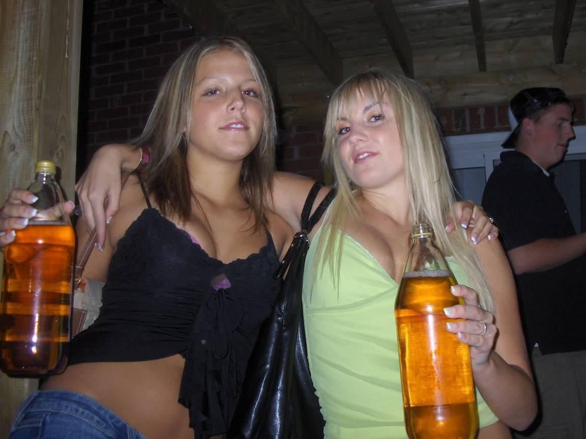 15P Drunk Attention Whores